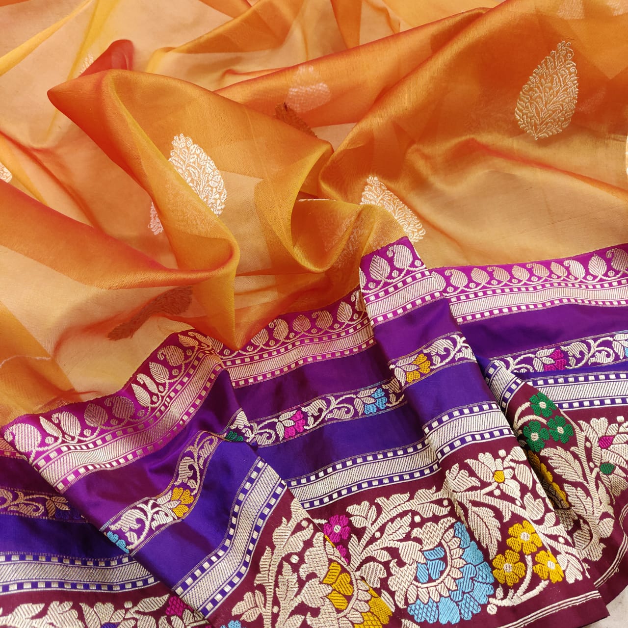 Sevita kora handwoven saree - Saffronfashionindia