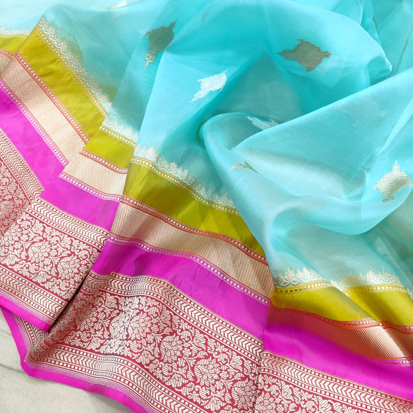 Janah kora handwoven saree - Saffronfashionindia