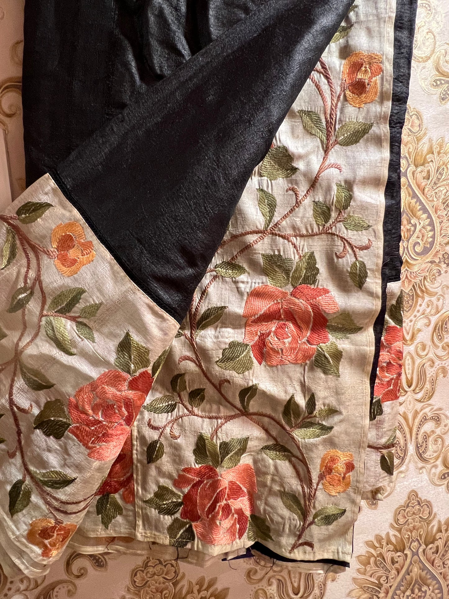 Rinisha tussar saree handloom saree Indian saree blouse - Saffronfashionindia