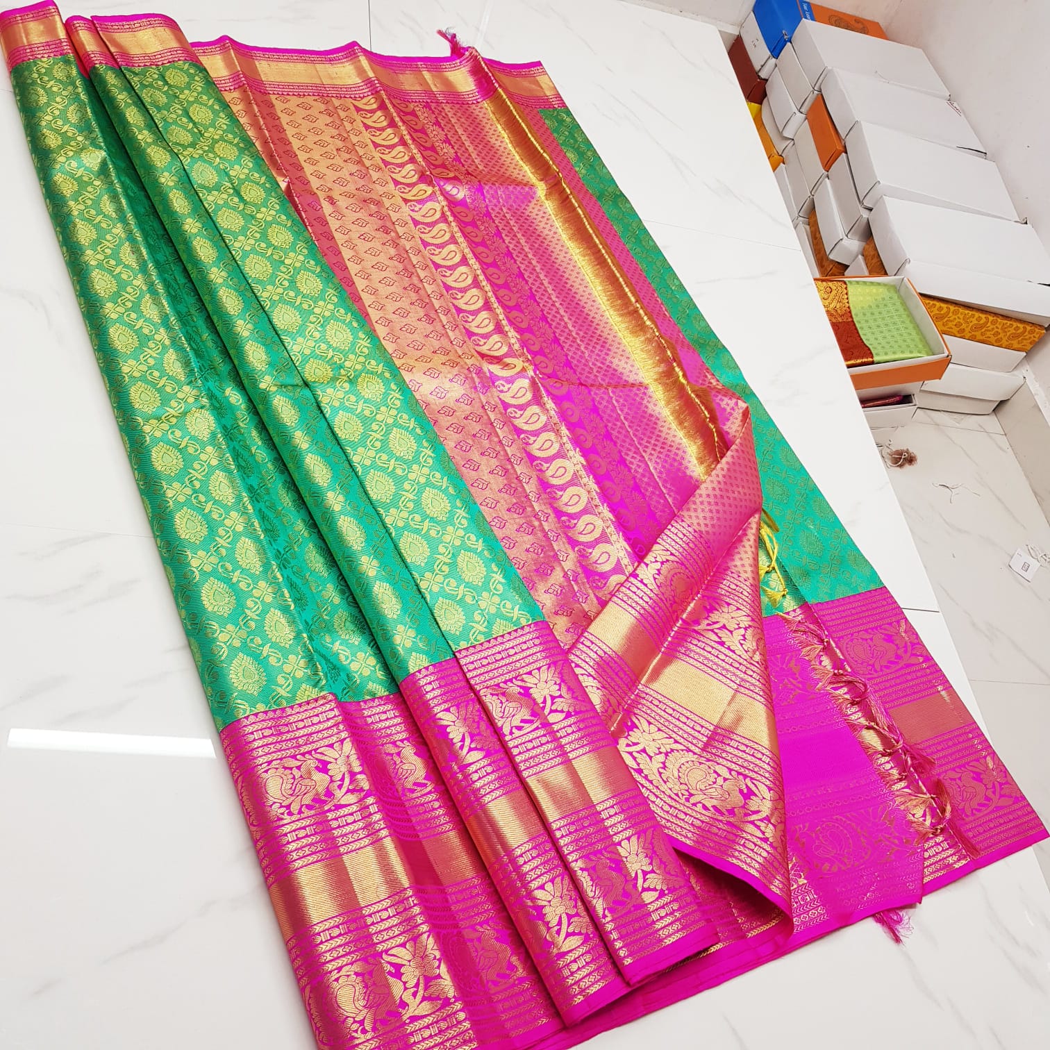 Pure silk Kanchipuram saree - Saffronfashionindia
