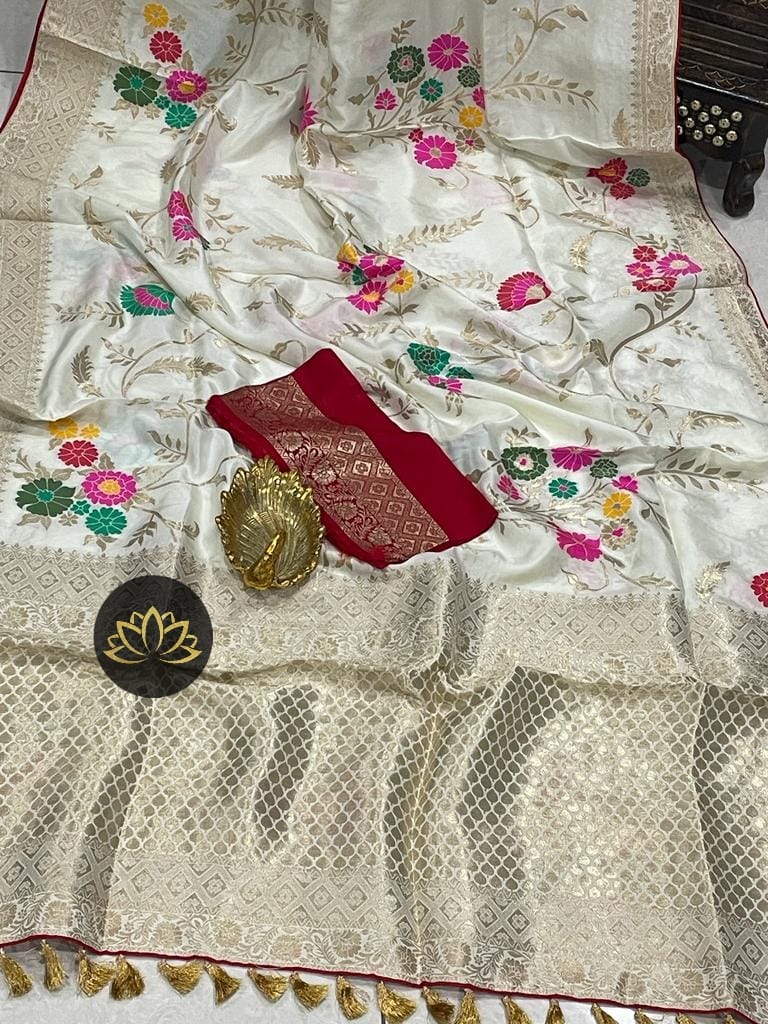 Hameshi moonga banarsi saree - Saffronfashionindia