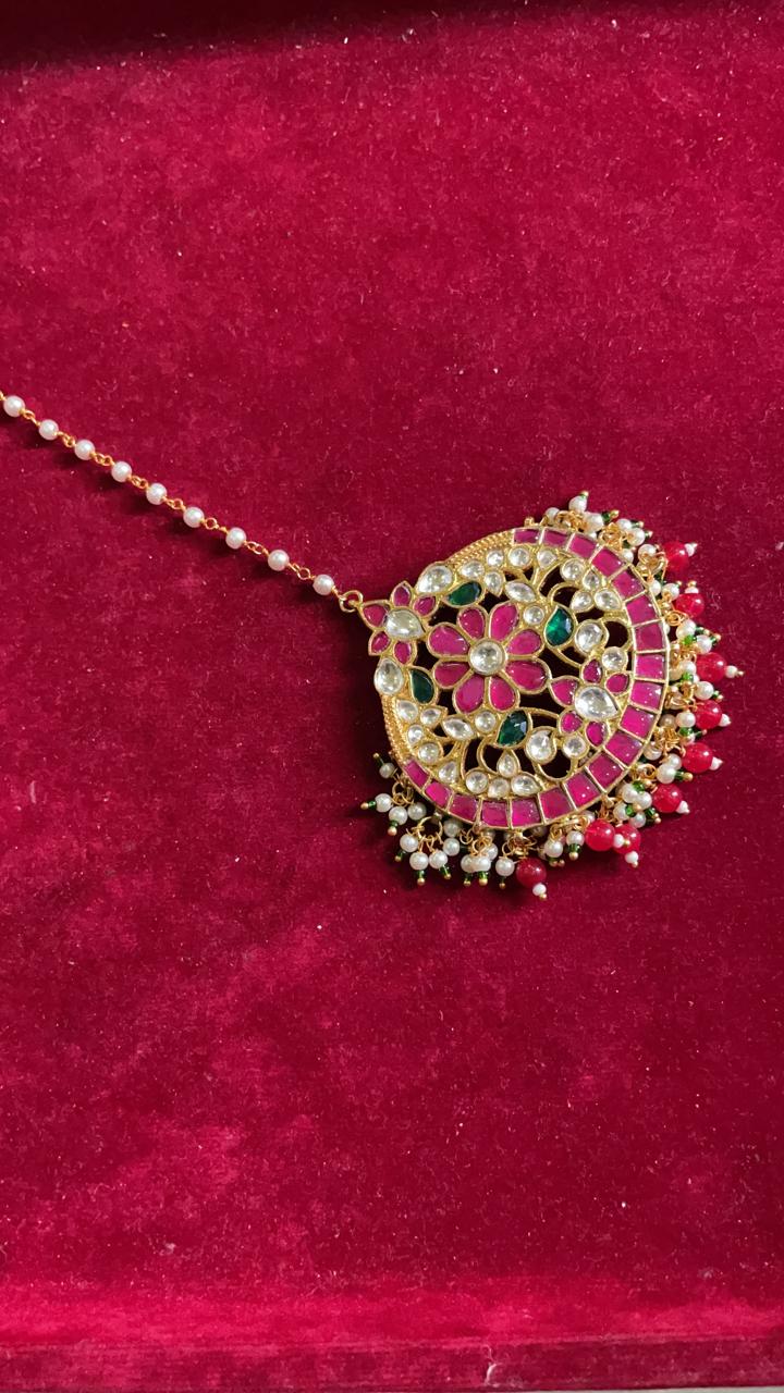 Kundan tikka - Saffronfashionindia