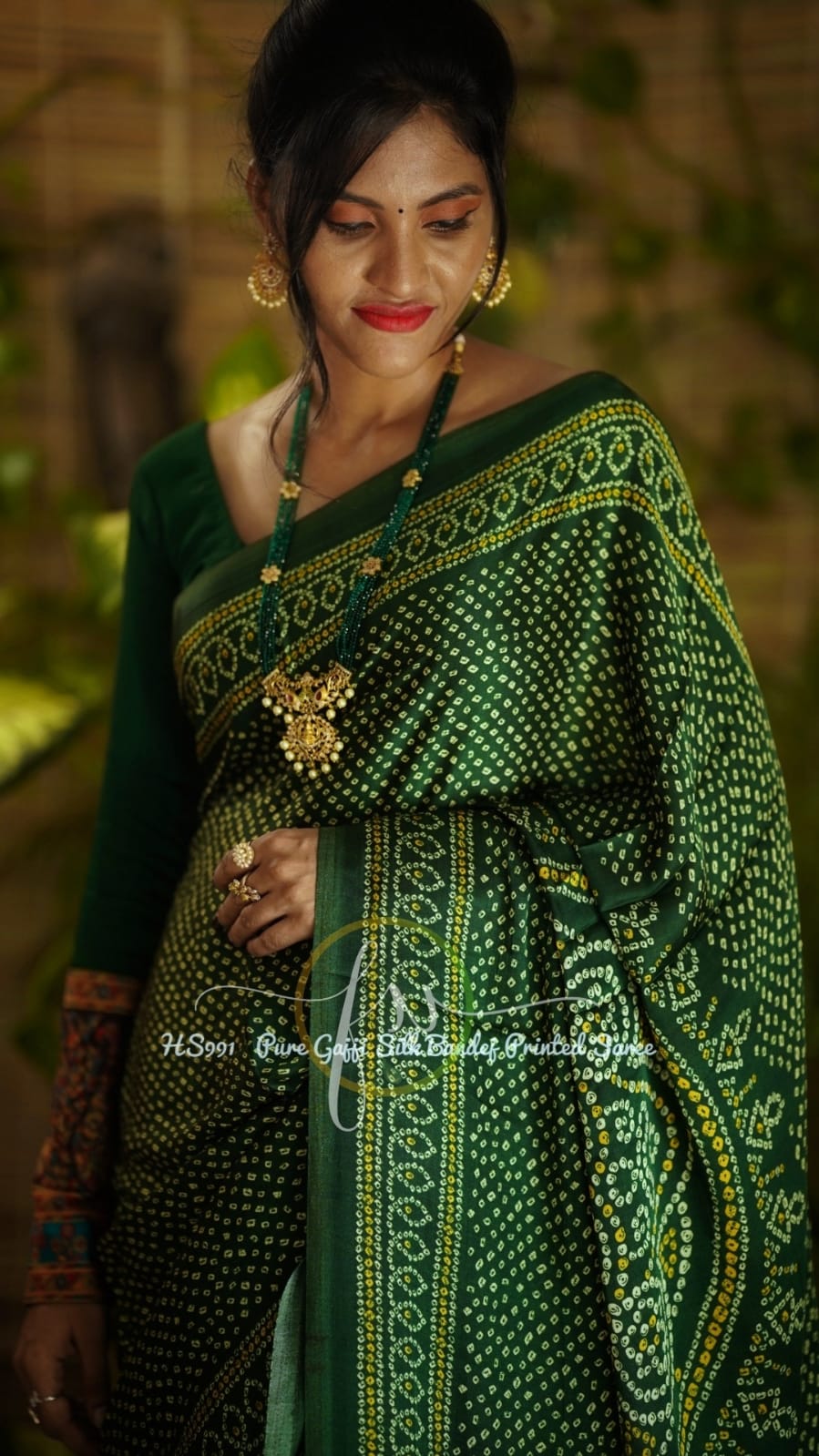 Ranisha bandhej gajji silk saree - Saffronfashionindia