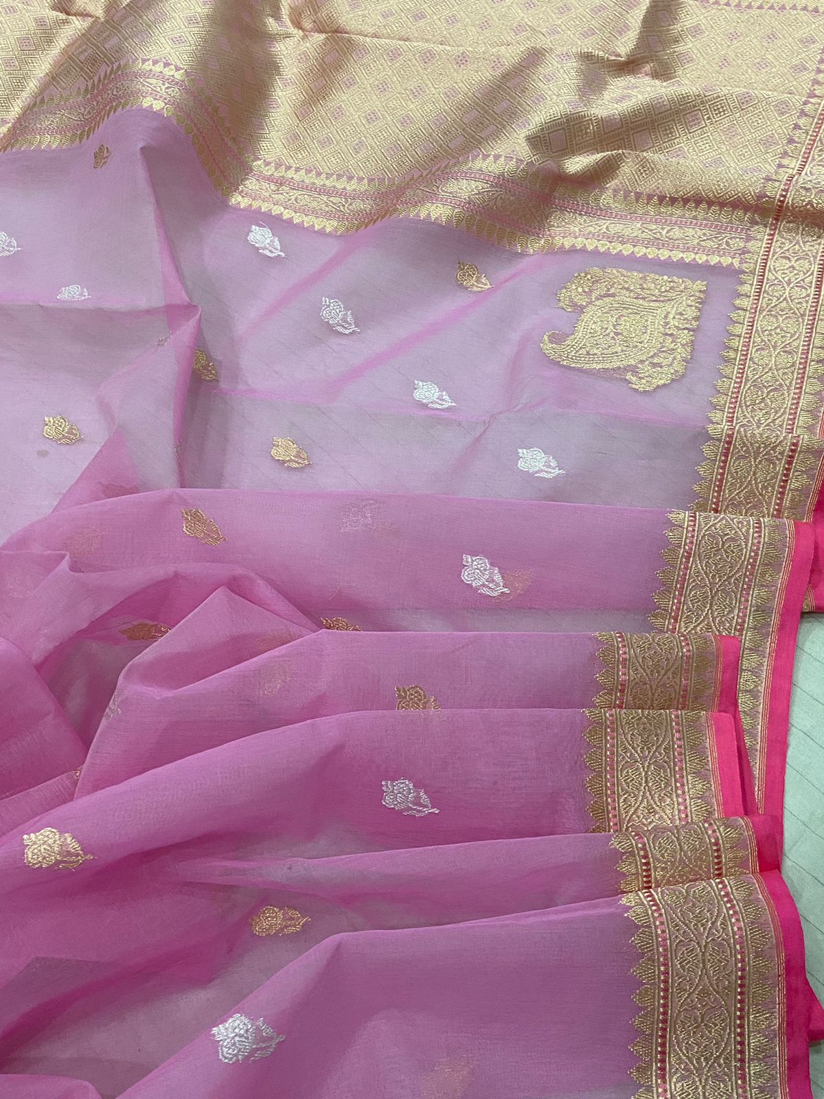 Menika banarsi kora saree - Saffronfashionindia