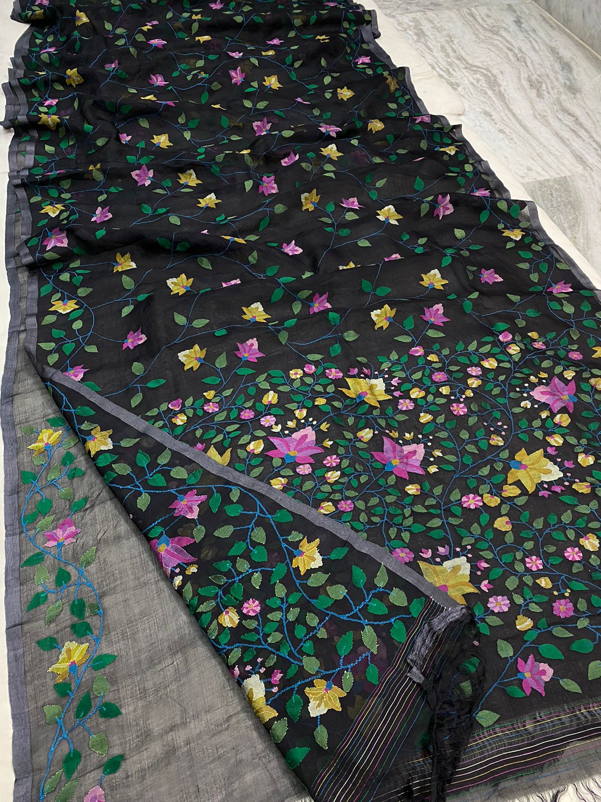 Nirav muslin Jamdani saree - Saffronfashionindia