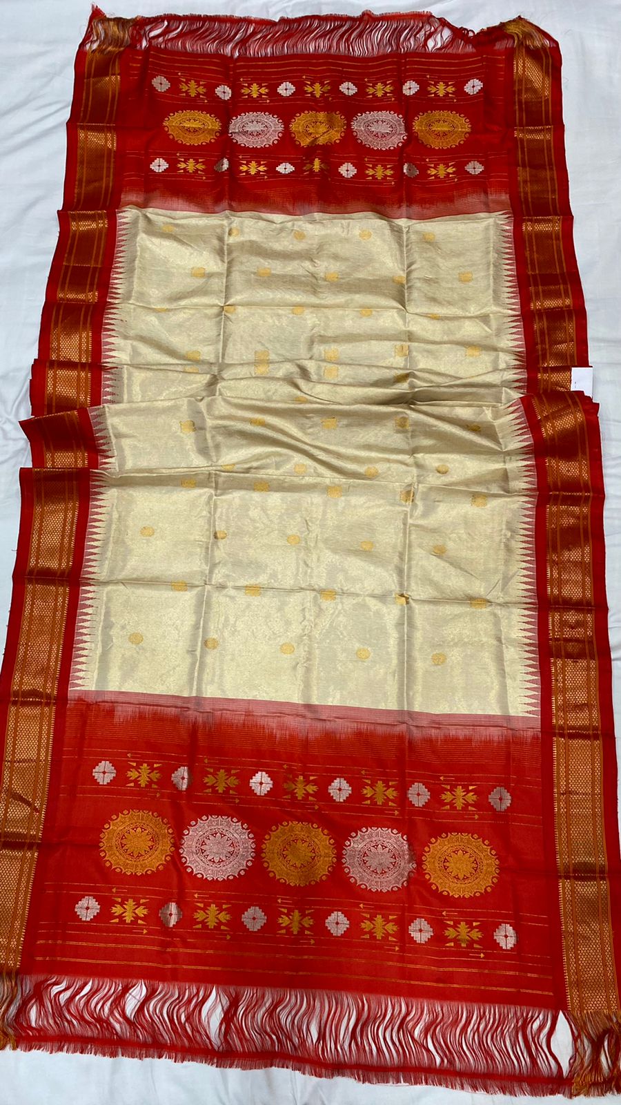 Nevi gadwal pattu dupatta - Saffronfashionindia
