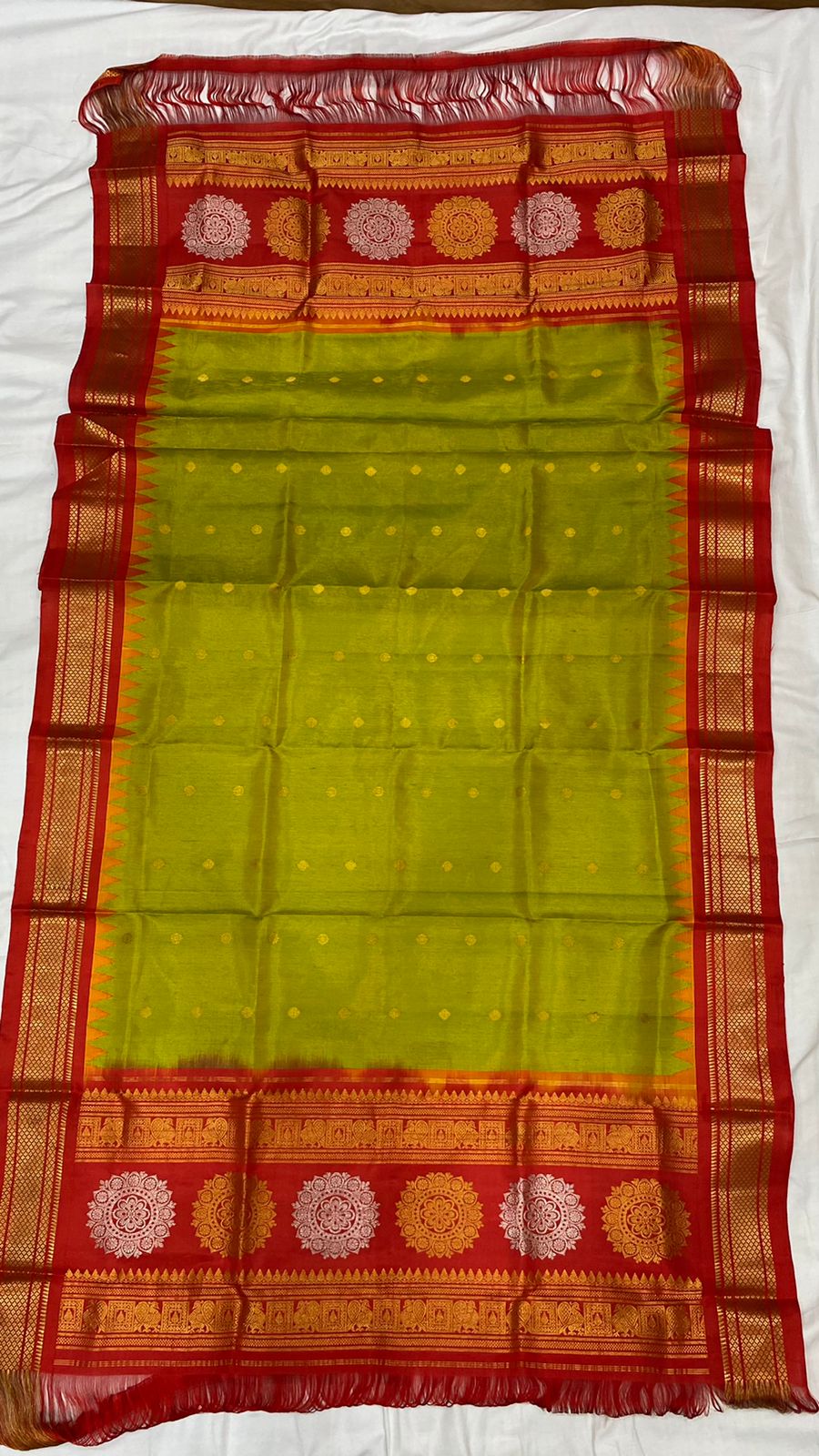 Nevi gadwal pattu dupatta - Saffronfashionindia