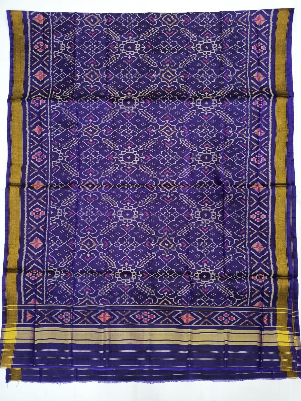 Rajkot ikkat Patola dupatta - Saffronfashionindia