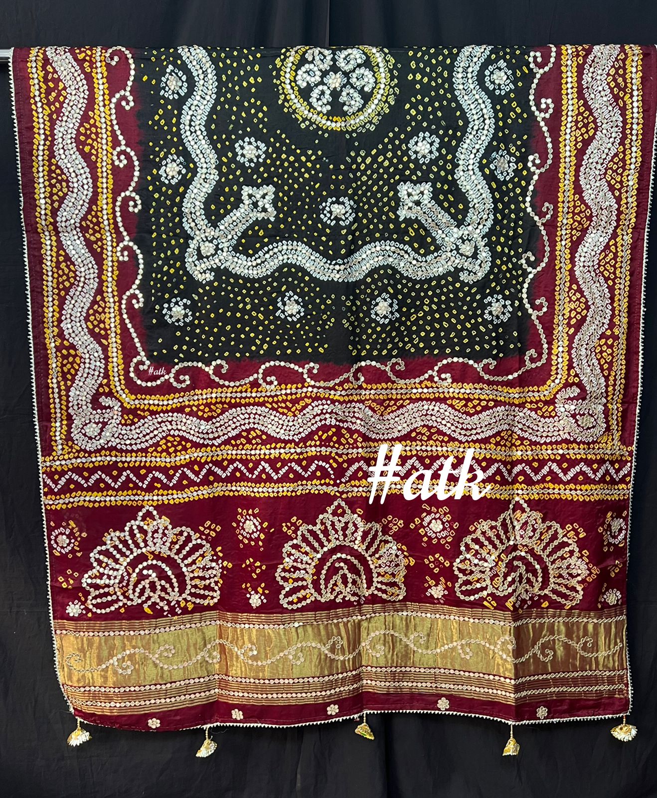 Gottapatti bandhani dupatta - Saffronfashionindia