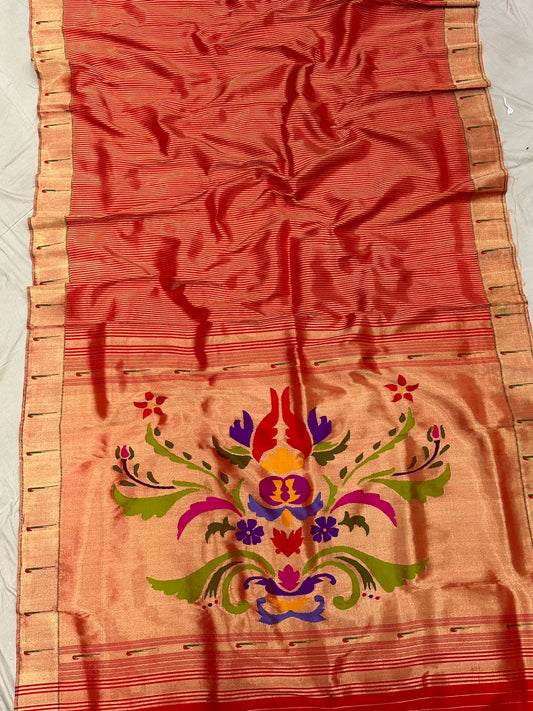 Rangbhara muniya Paithani saree - Saffronfashionindia