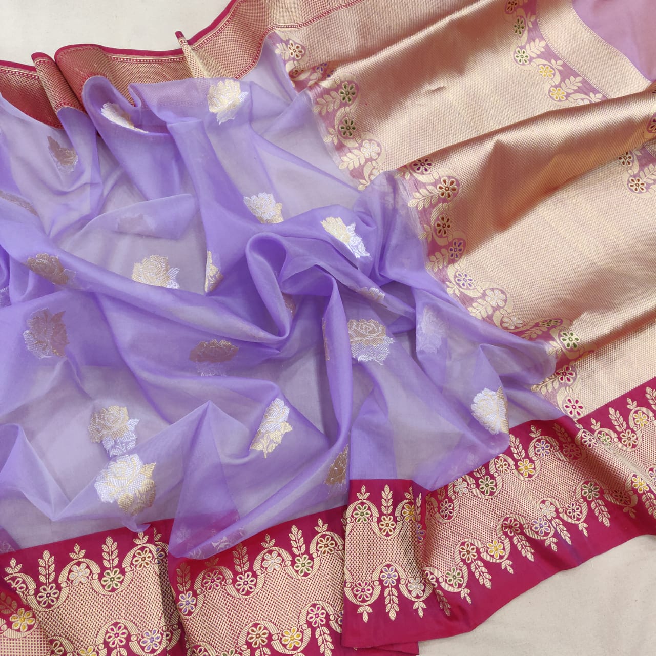 Panisha kora handwoven saree - Saffronfashionindia