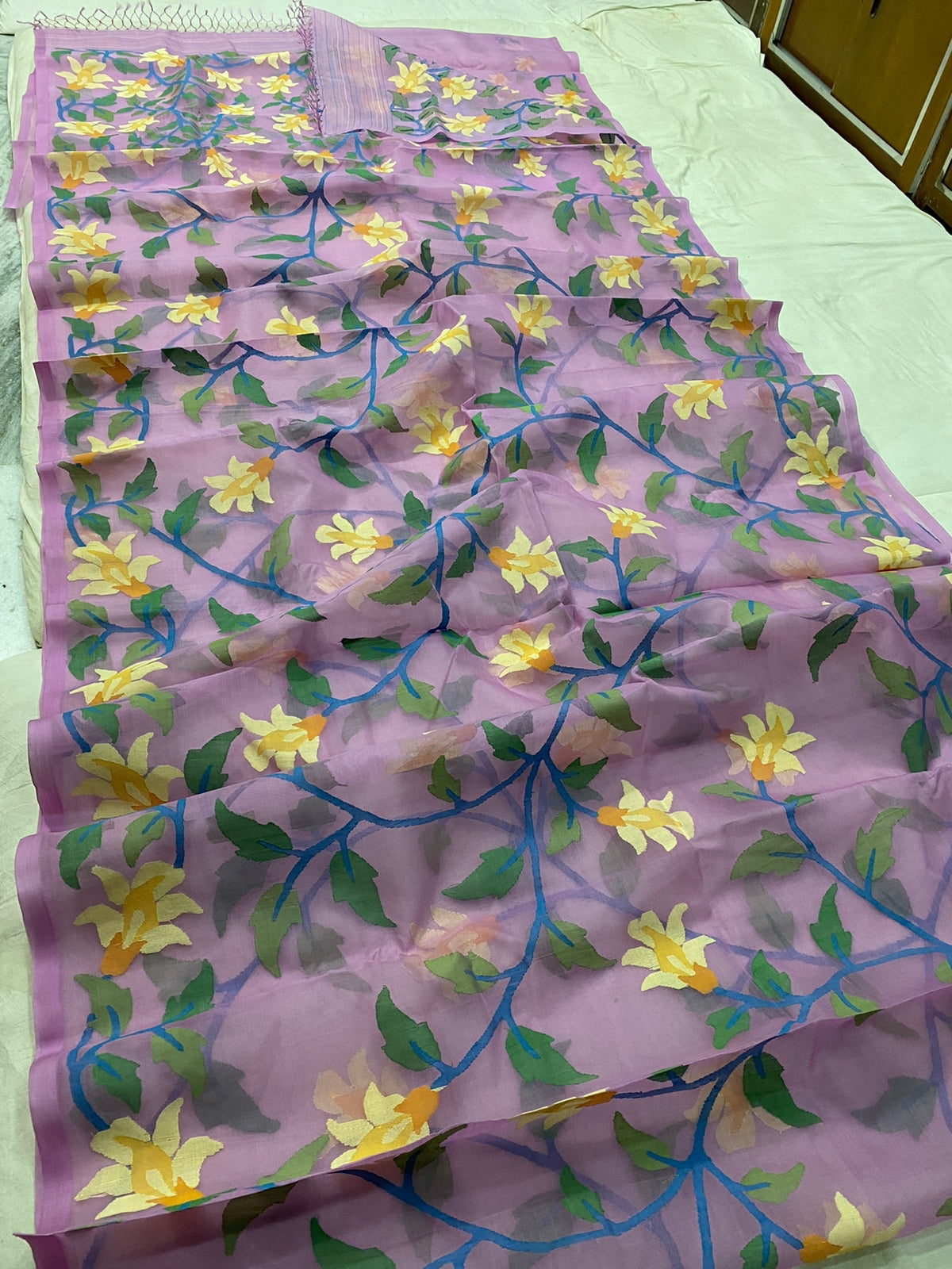 Omkara jamdani saree - Saffronfashionindia