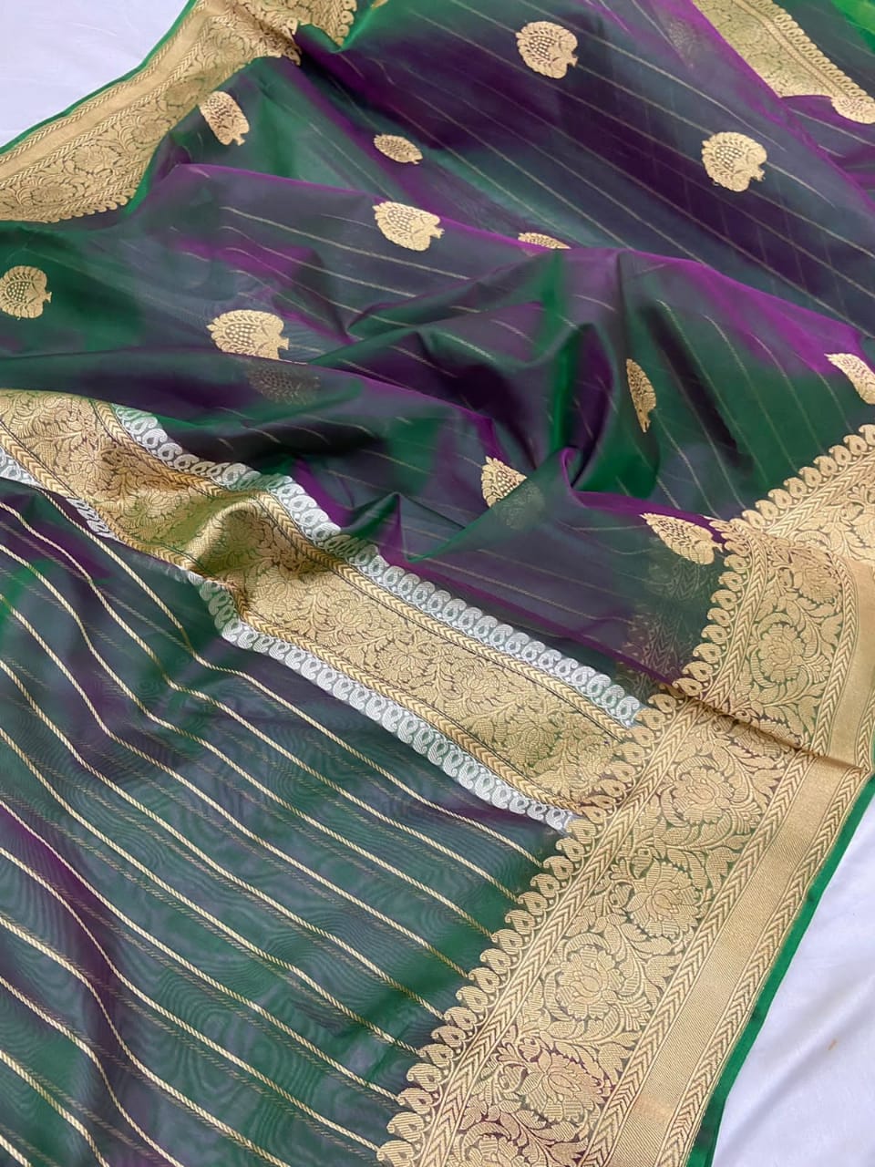 Onika organza saree - Saffronfashionindia