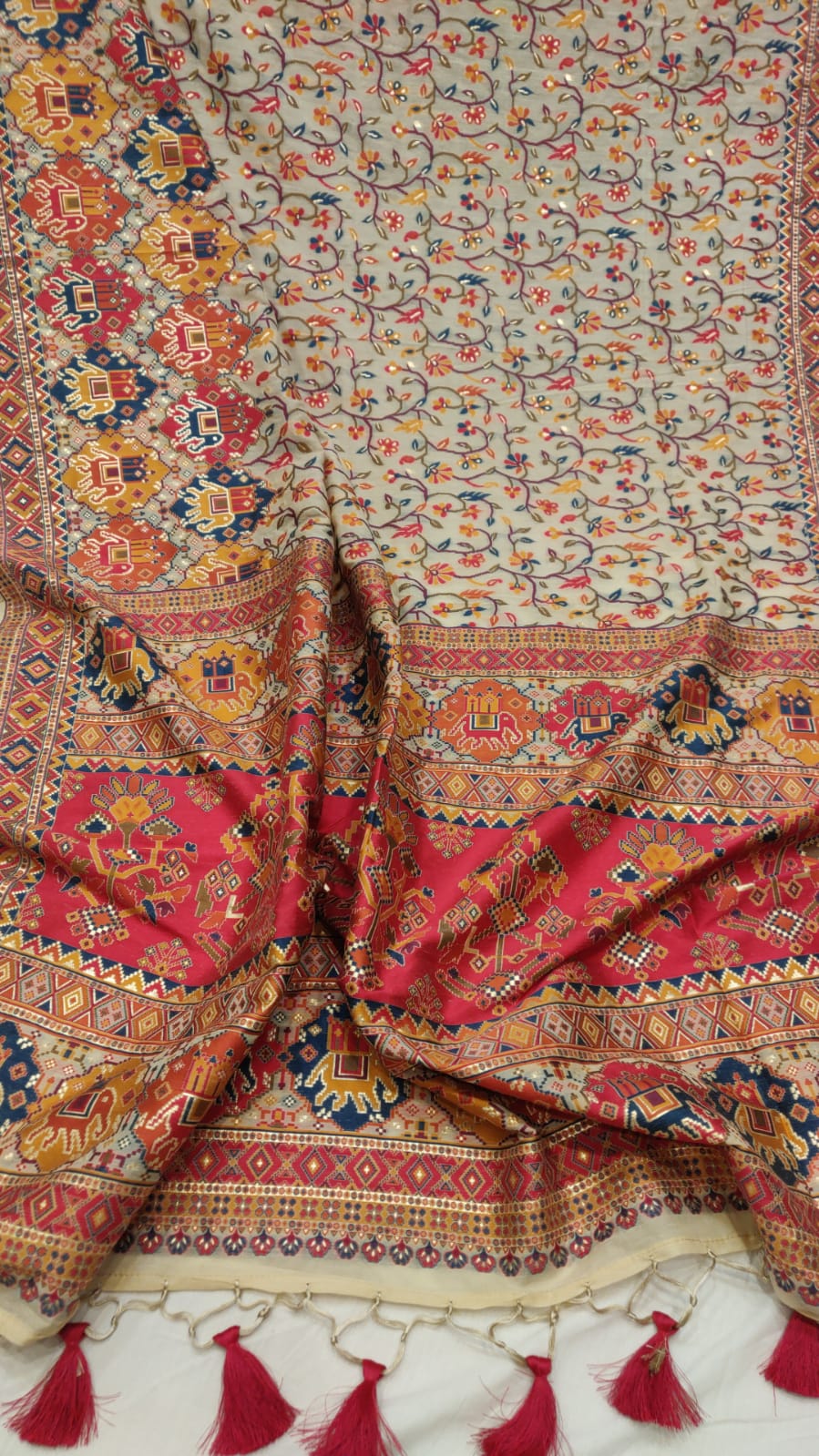 Beautiful Kani silk saree - Saffronfashionindia