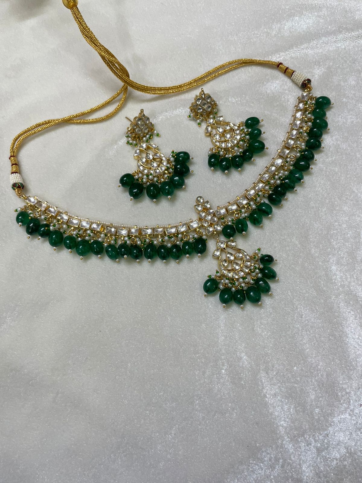 Alvish Kundan necklace set - Saffronfashionindia