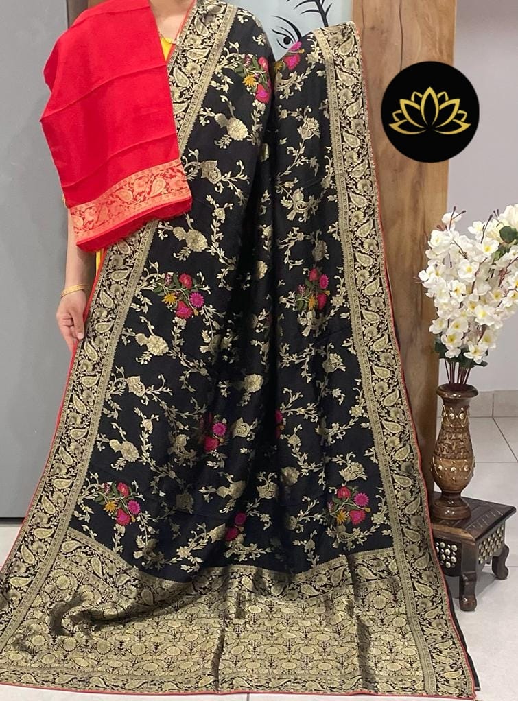 Avika banarsi moonga saree - Saffronfashionindia