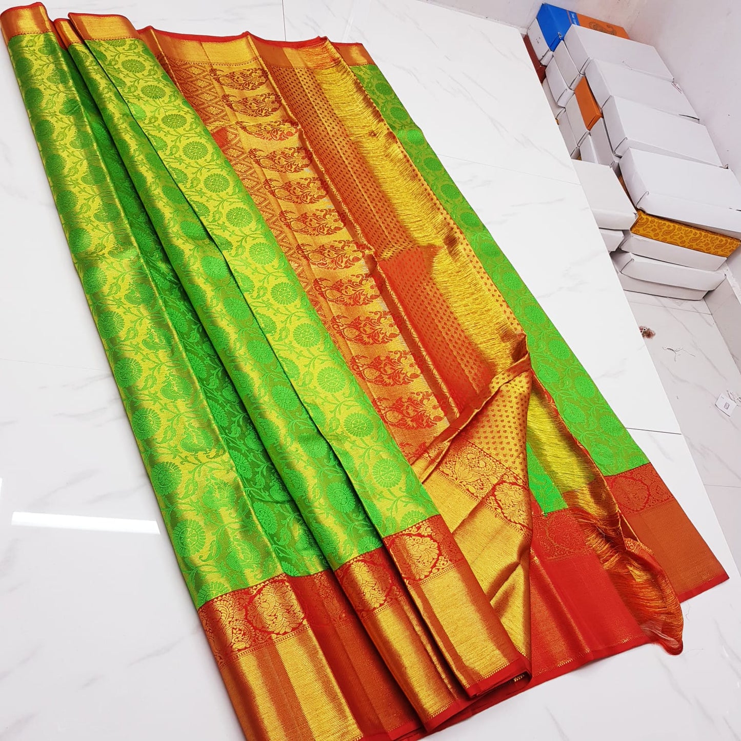 Pure silk Kanchipuram saree - Saffronfashionindia