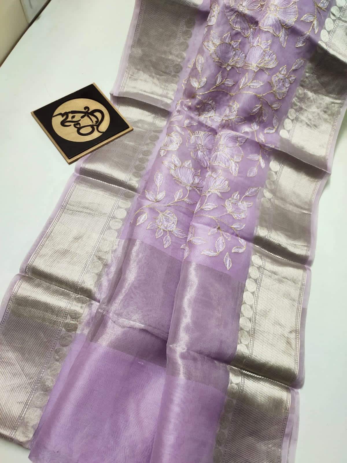 Beautiful banarsi kora saree - Saffronfashionindia