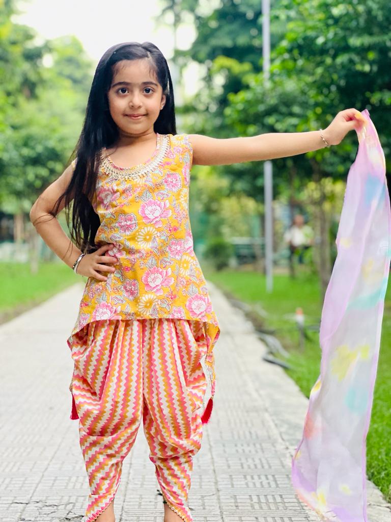 Cutie kids dress - Saffronfashionindia