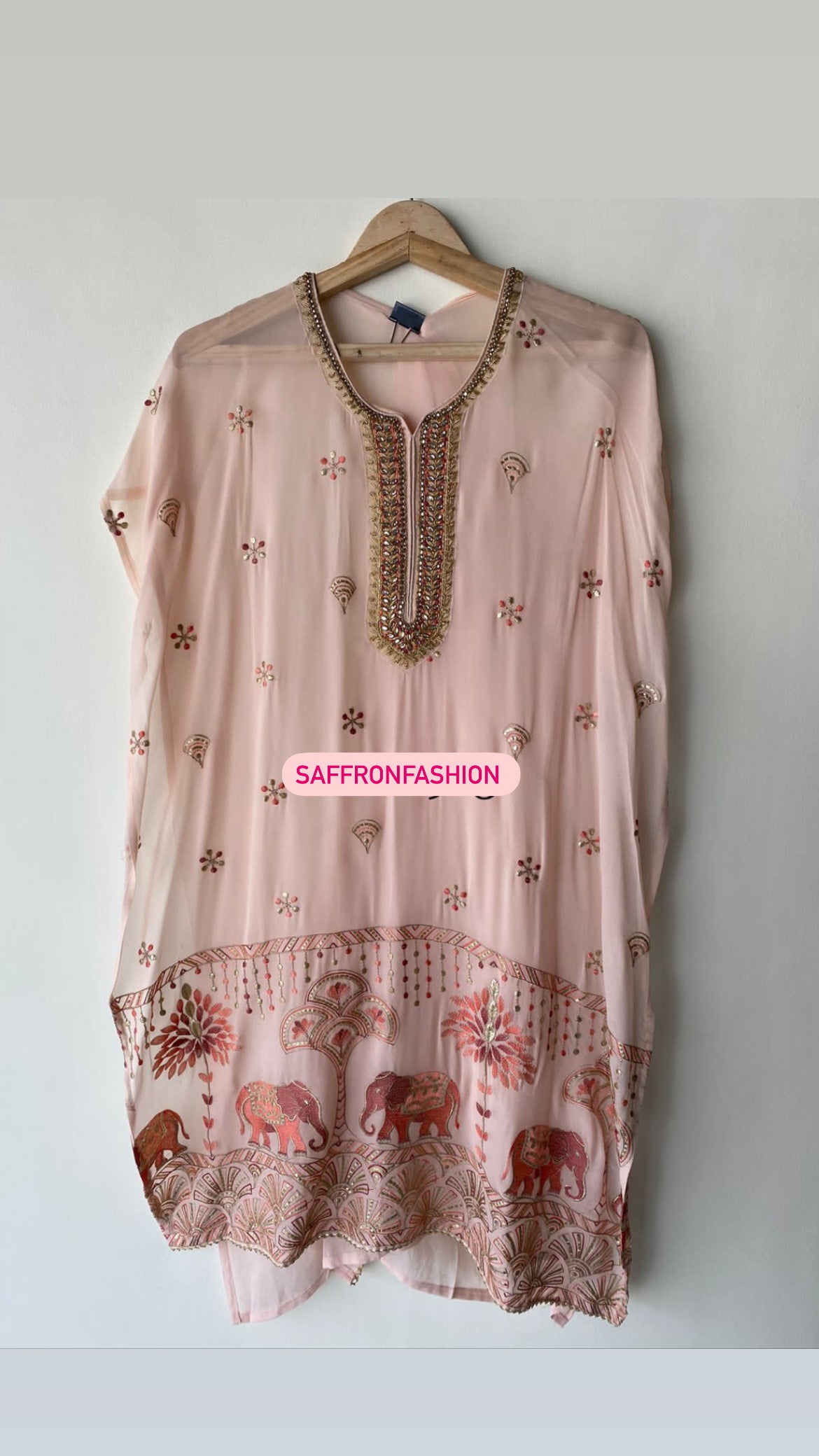 Anik gorgette kurta set - Saffronfashionindia