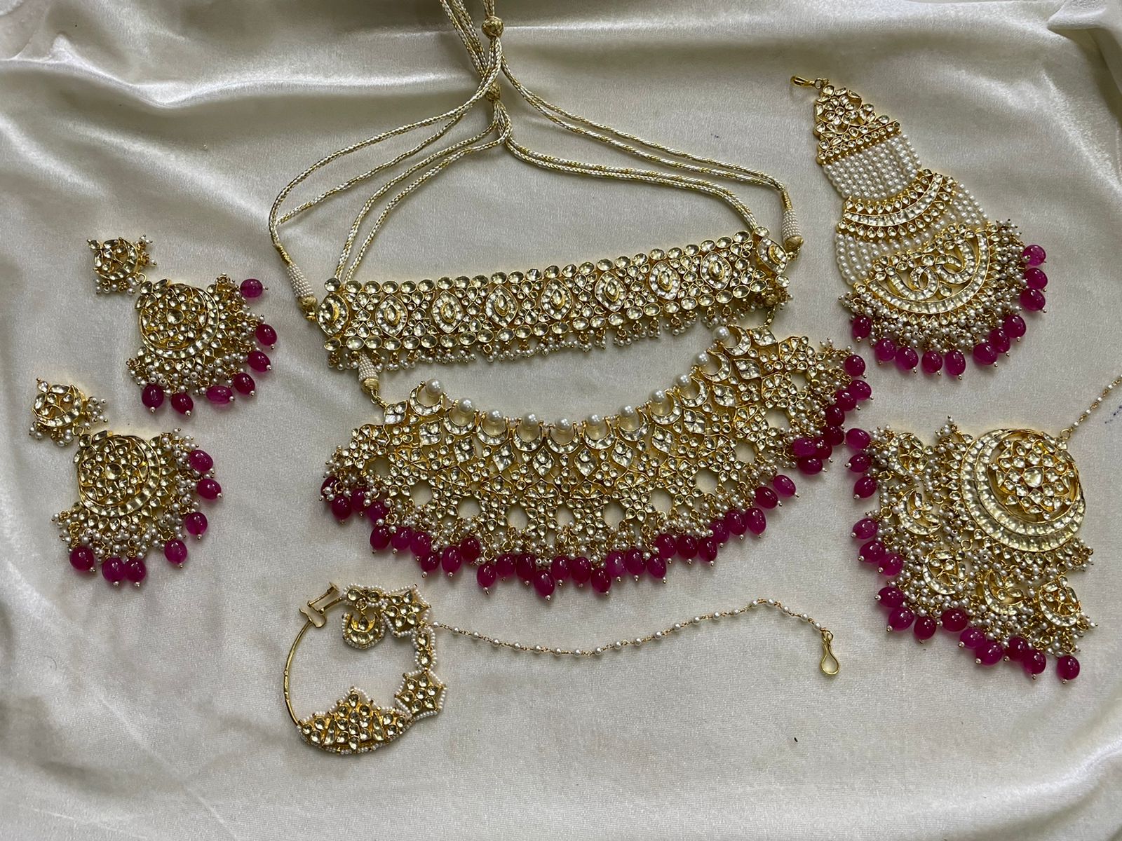 Naveli dulhan bridal set - Saffronfashionindia