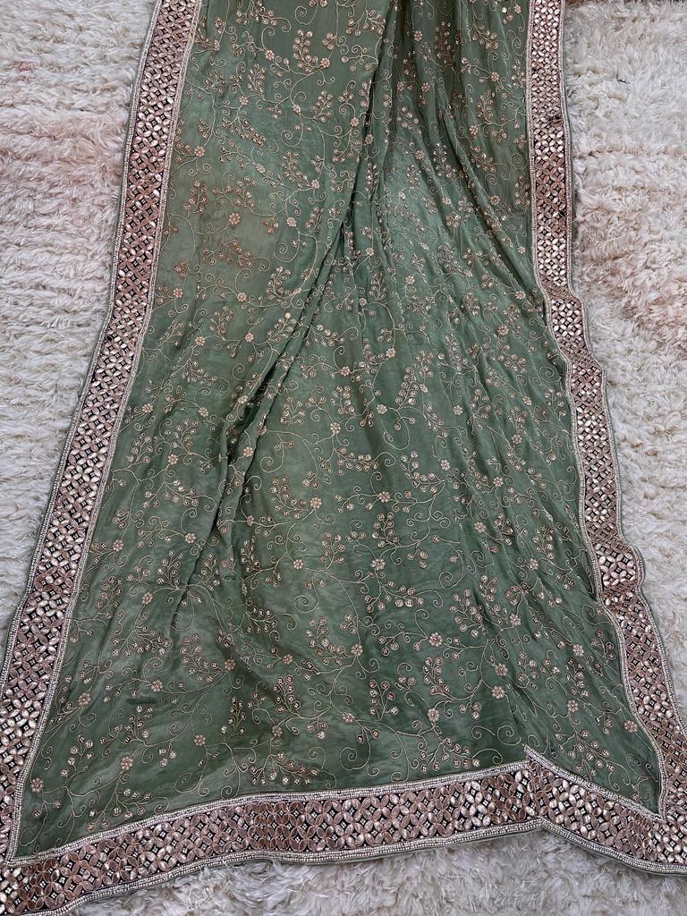 Queensy crepe saree - Saffronfashionindia