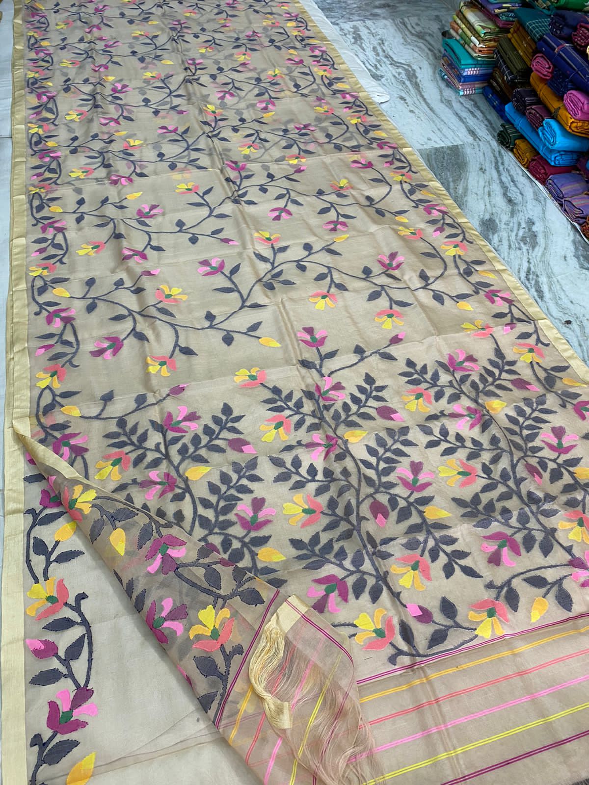 Rupmahala tantuj jamdani saree - Saffronfashionindia
