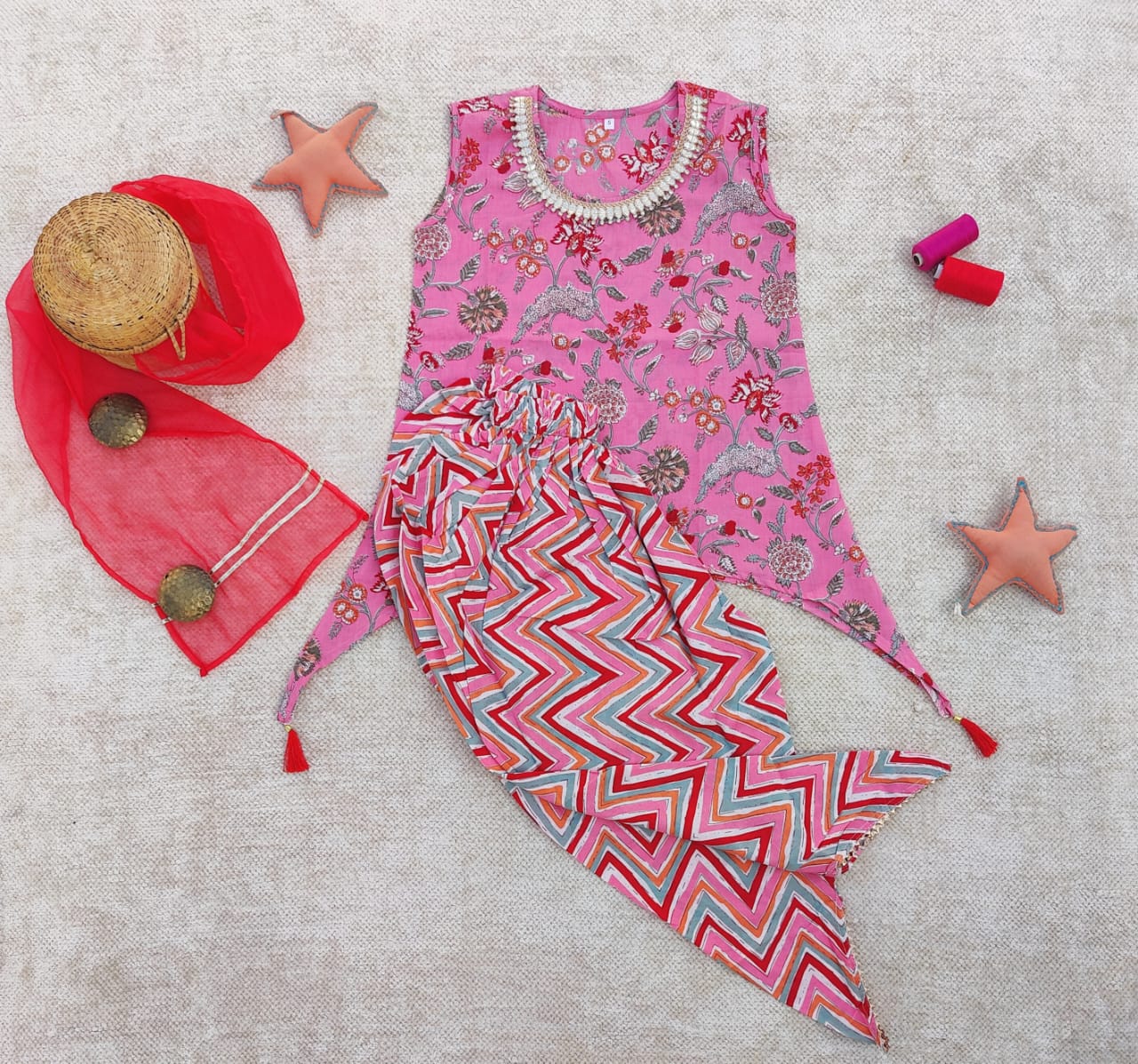 Cutie kids dress - Saffronfashionindia