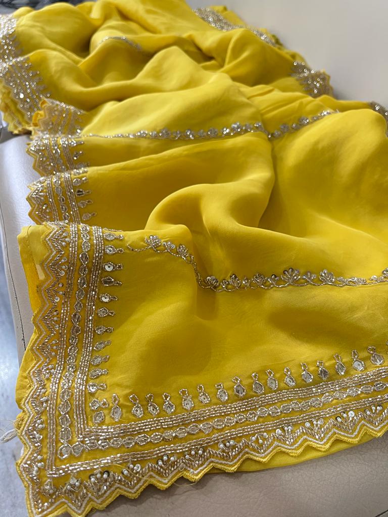 Nivesha organza saree - Saffronfashionindia