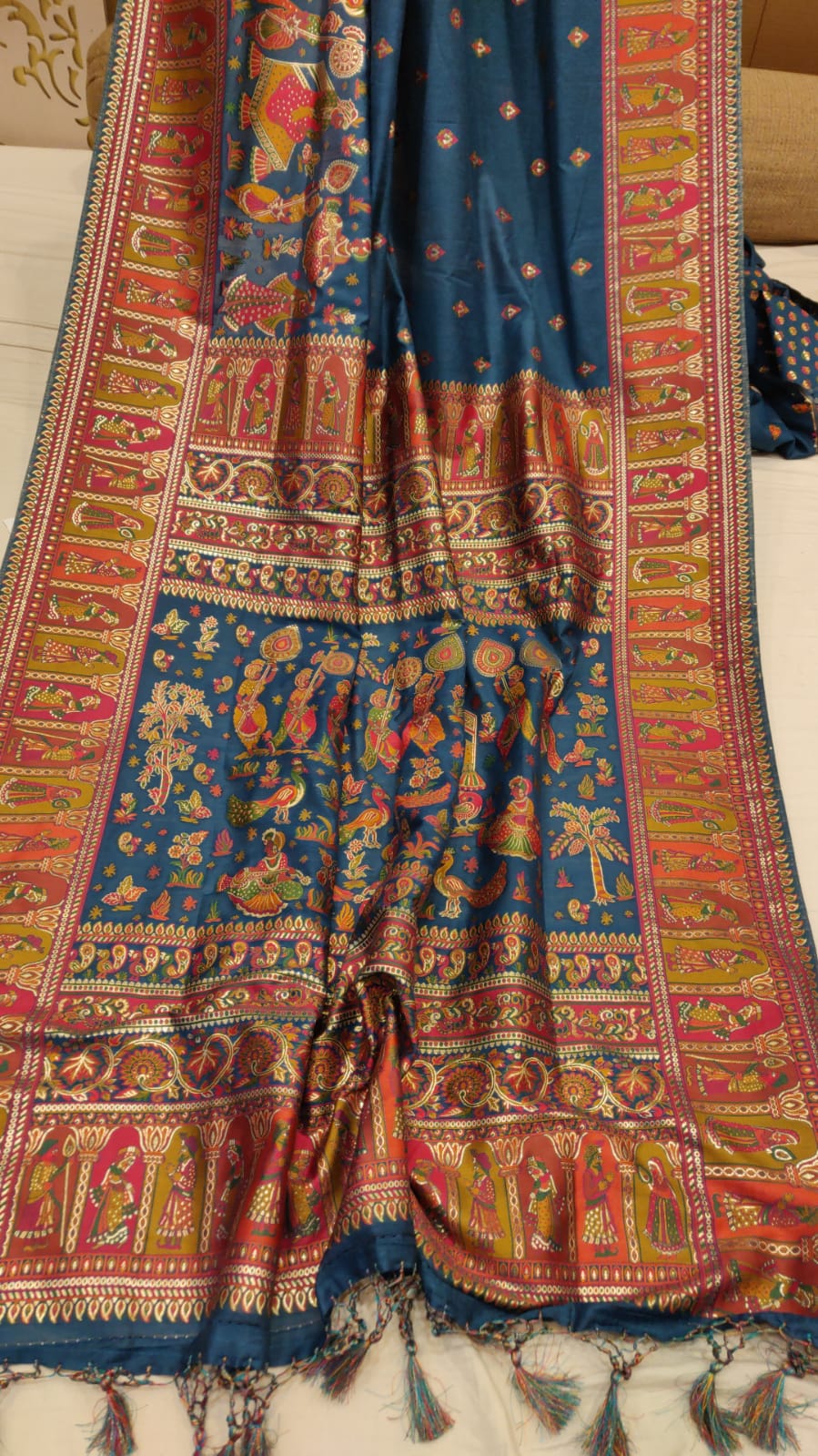 Beautiful Kani silk saree - Saffronfashionindia