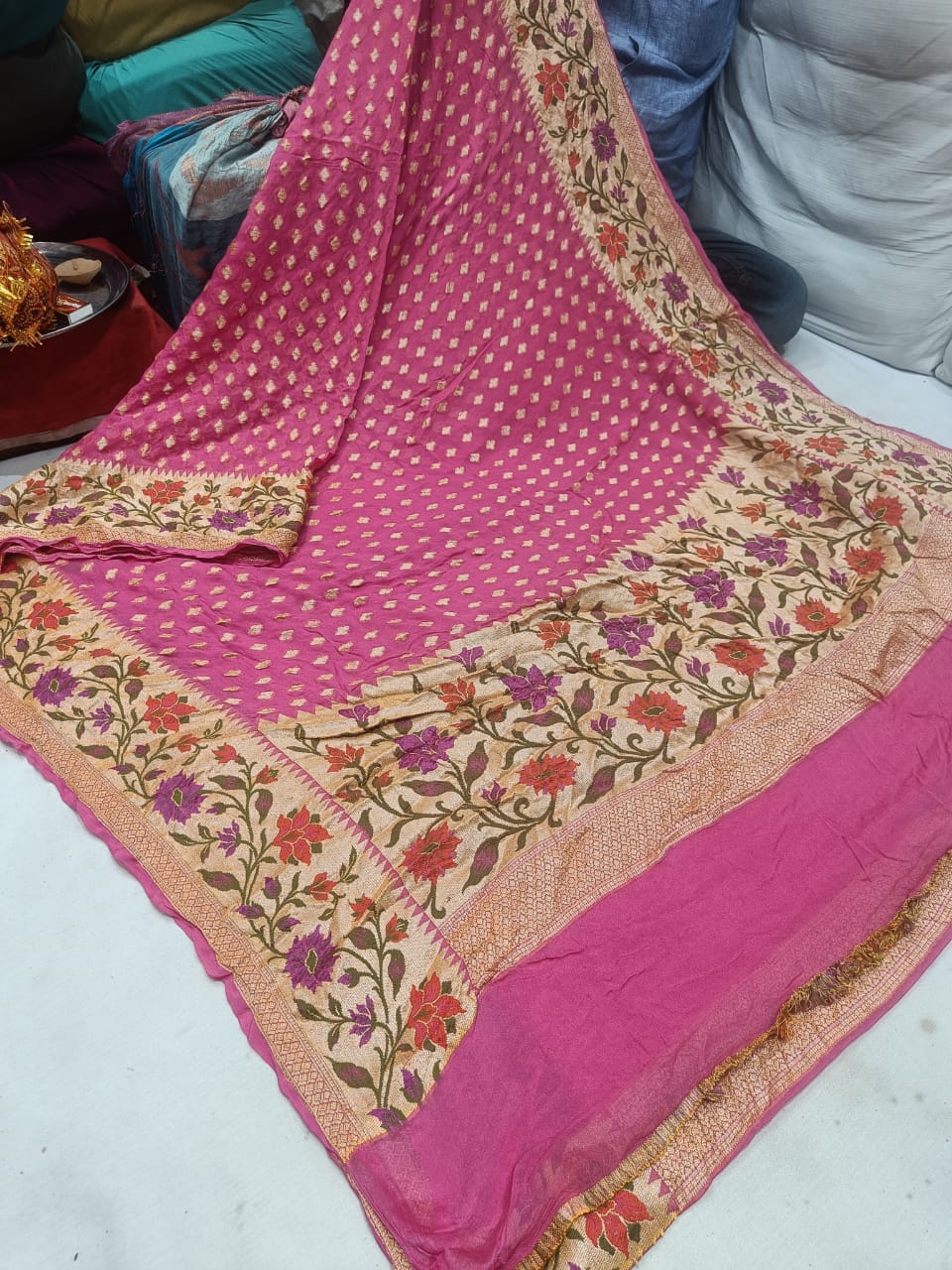 Kivasha banarsi tilfi Meenakari saree - Saffronfashionindia