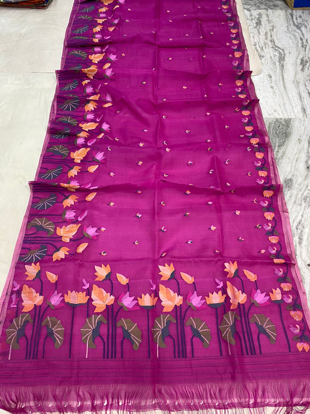 Arvika handwoven tantuj jamdani saree - Saffronfashionindia