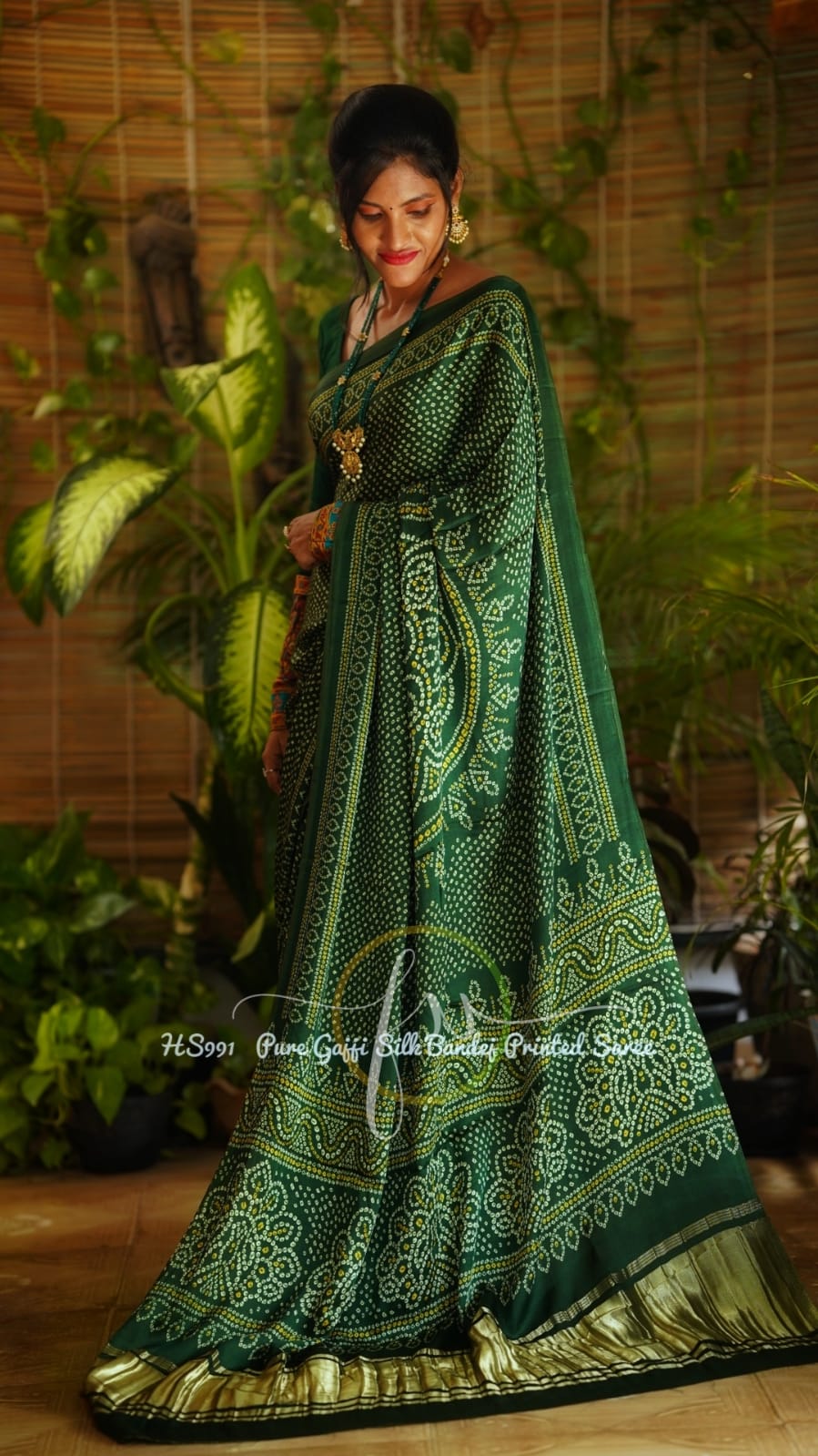 Ranisha bandhej gajji silk saree - Saffronfashionindia