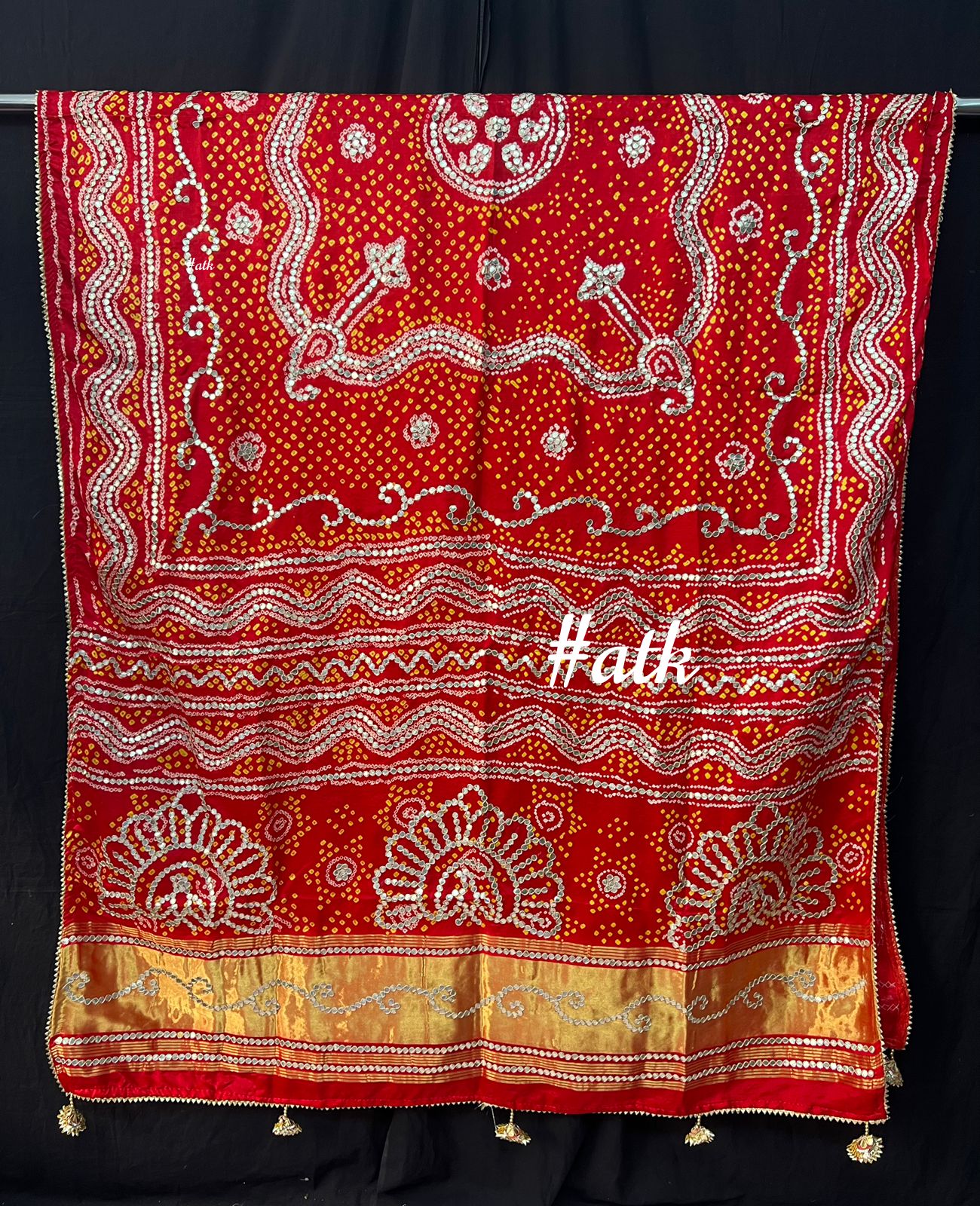 Gottapatti bandhani dupatta - Saffronfashionindia