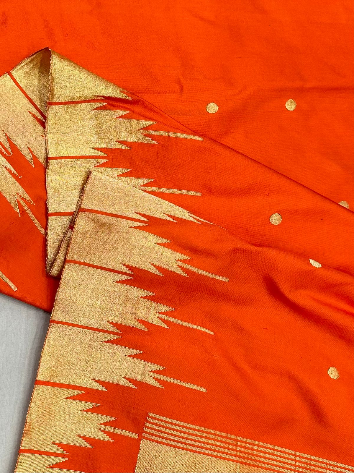 Orange handloom Paithani saree - Saffronfashionindia