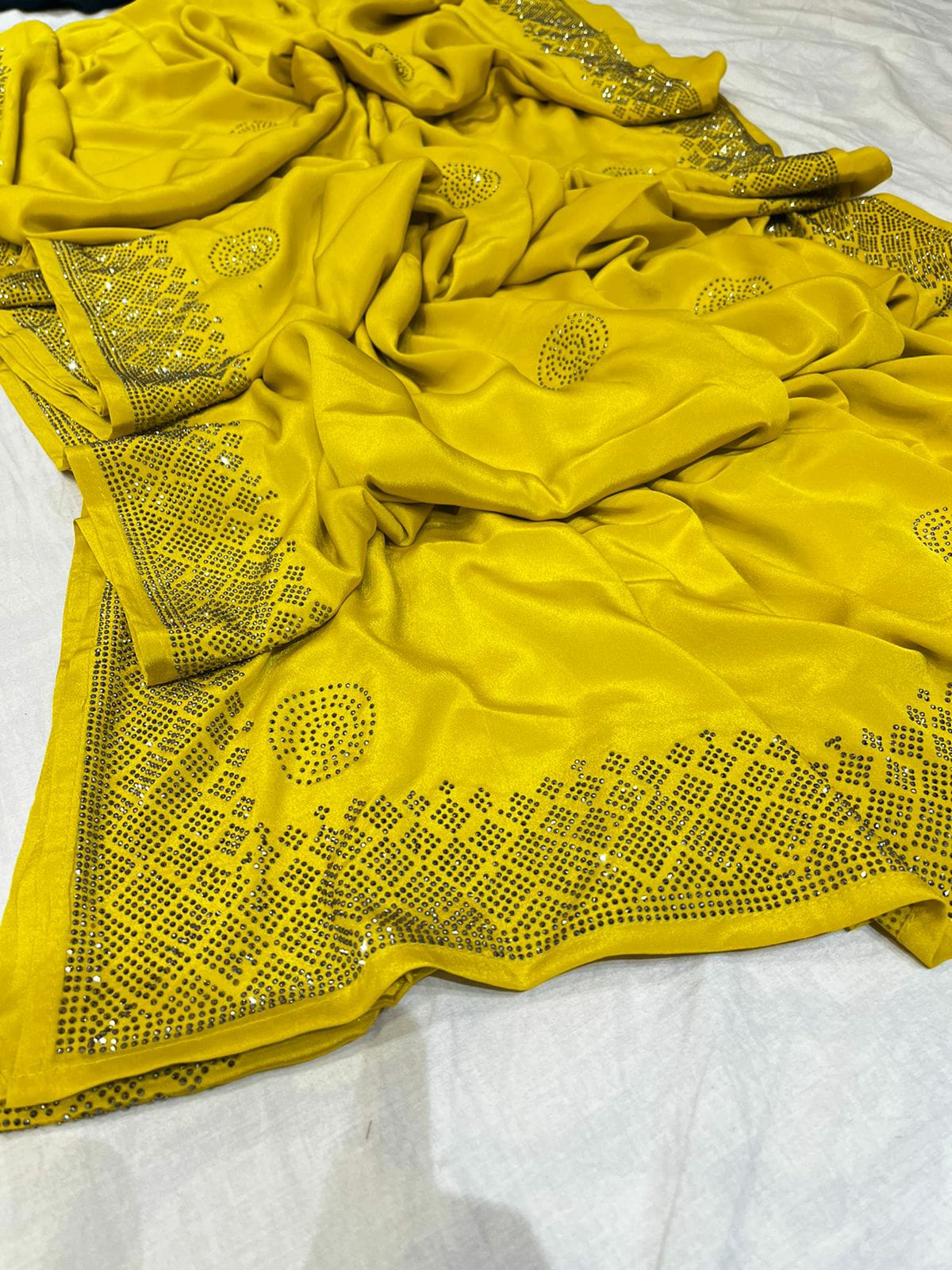 Valeria satin saree - Saffronfashionindia