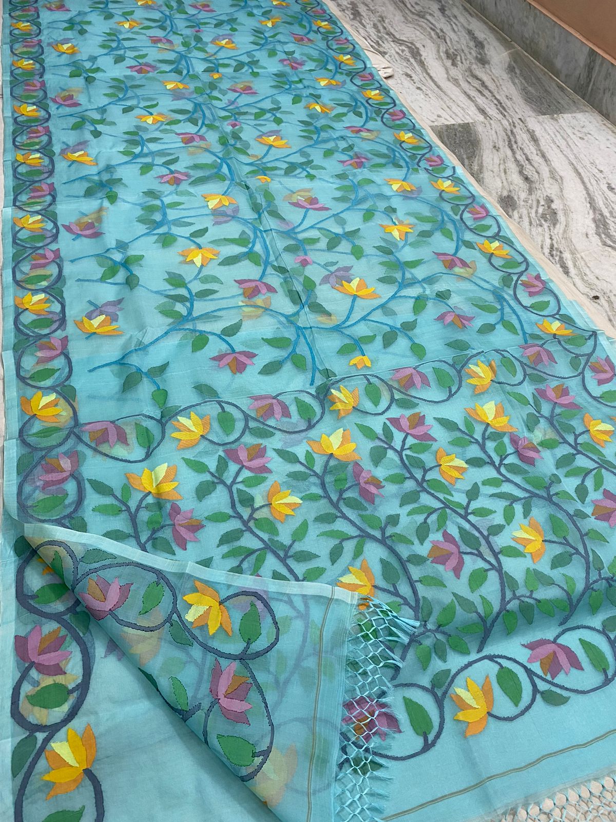 Paridhi jamdani muslin saree - Saffronfashionindia