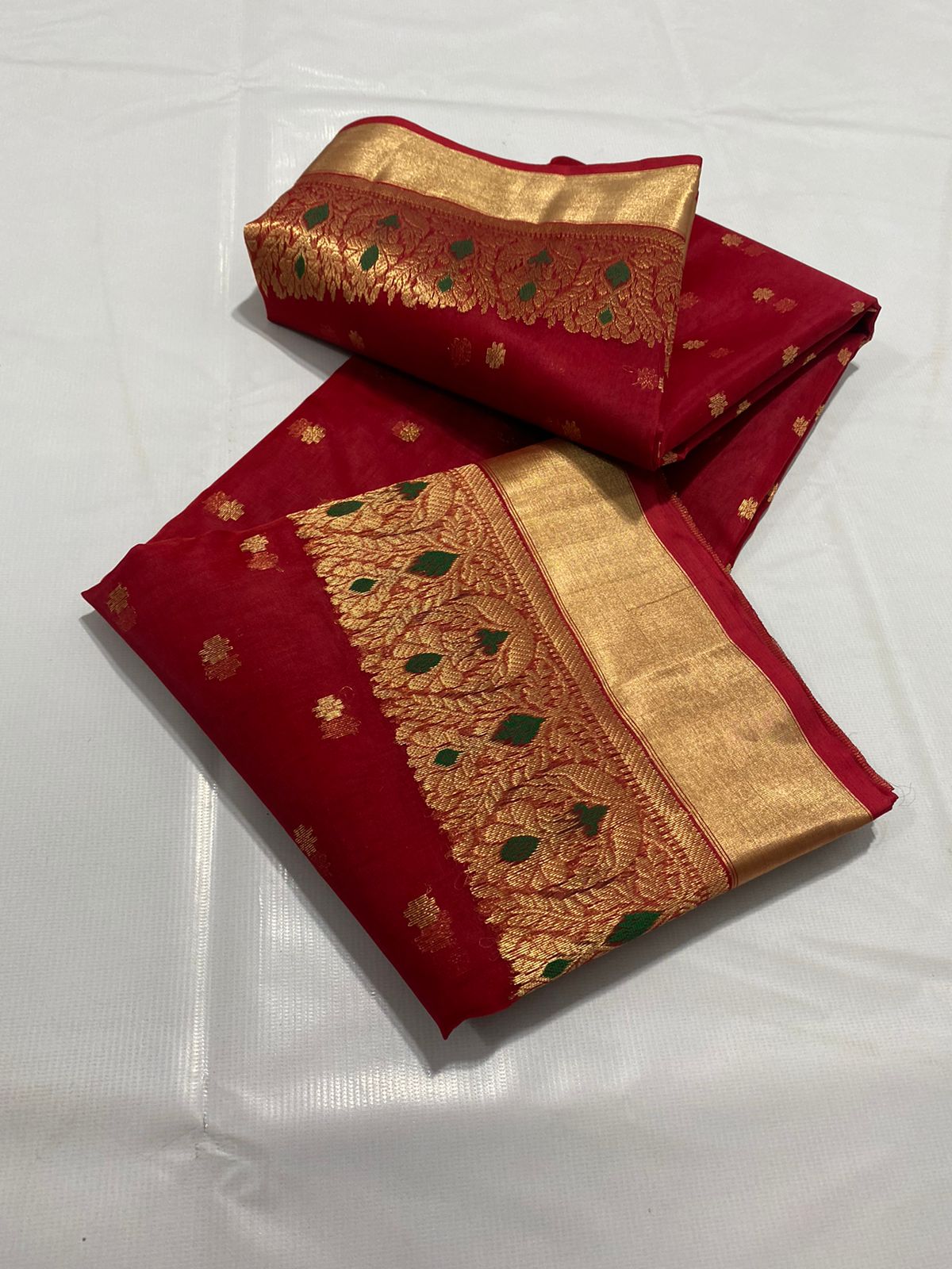 Aarvi Chanderi saree - Saffronfashionindia