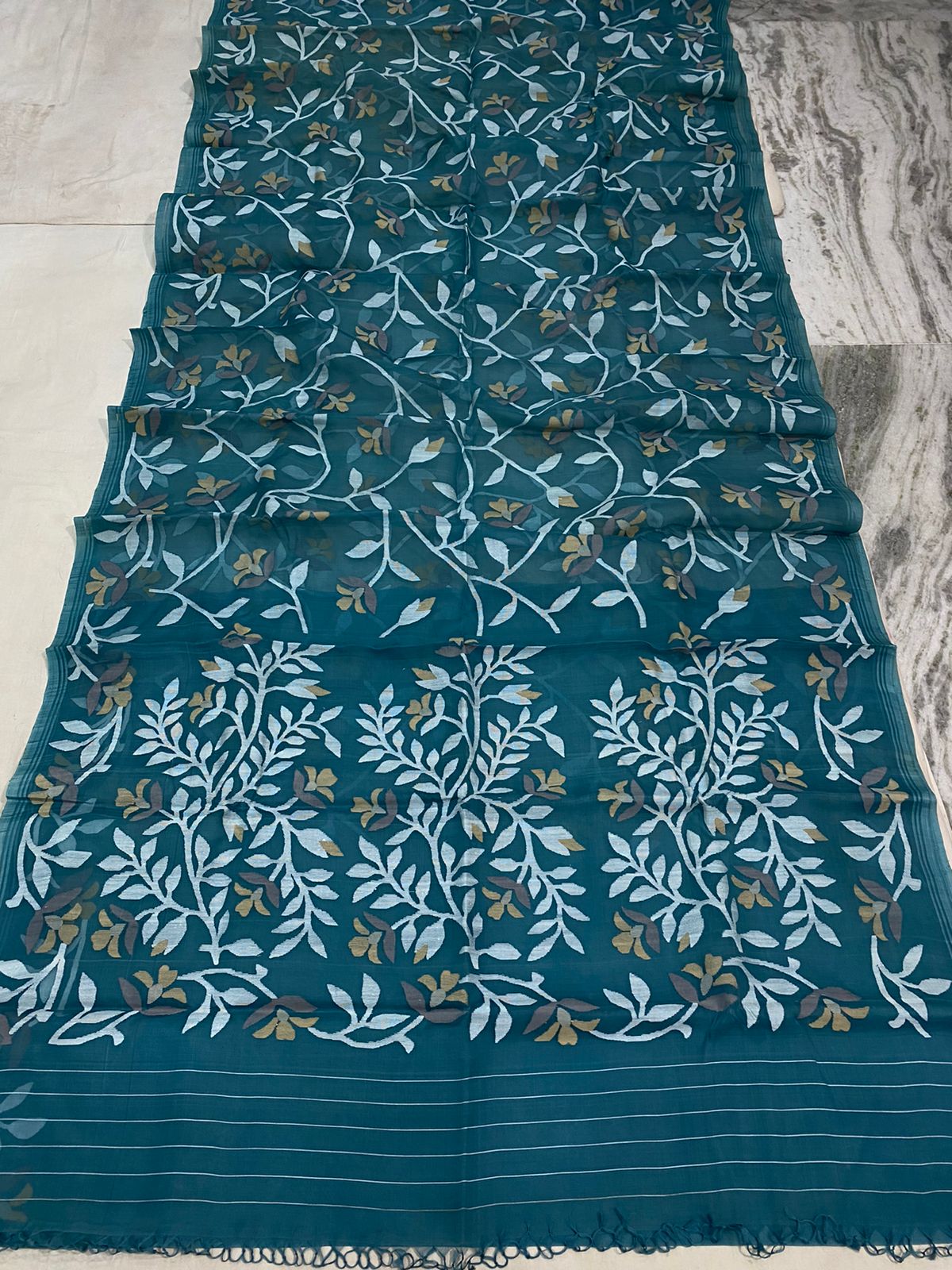 Vani Jamdani saree - Saffronfashionindia