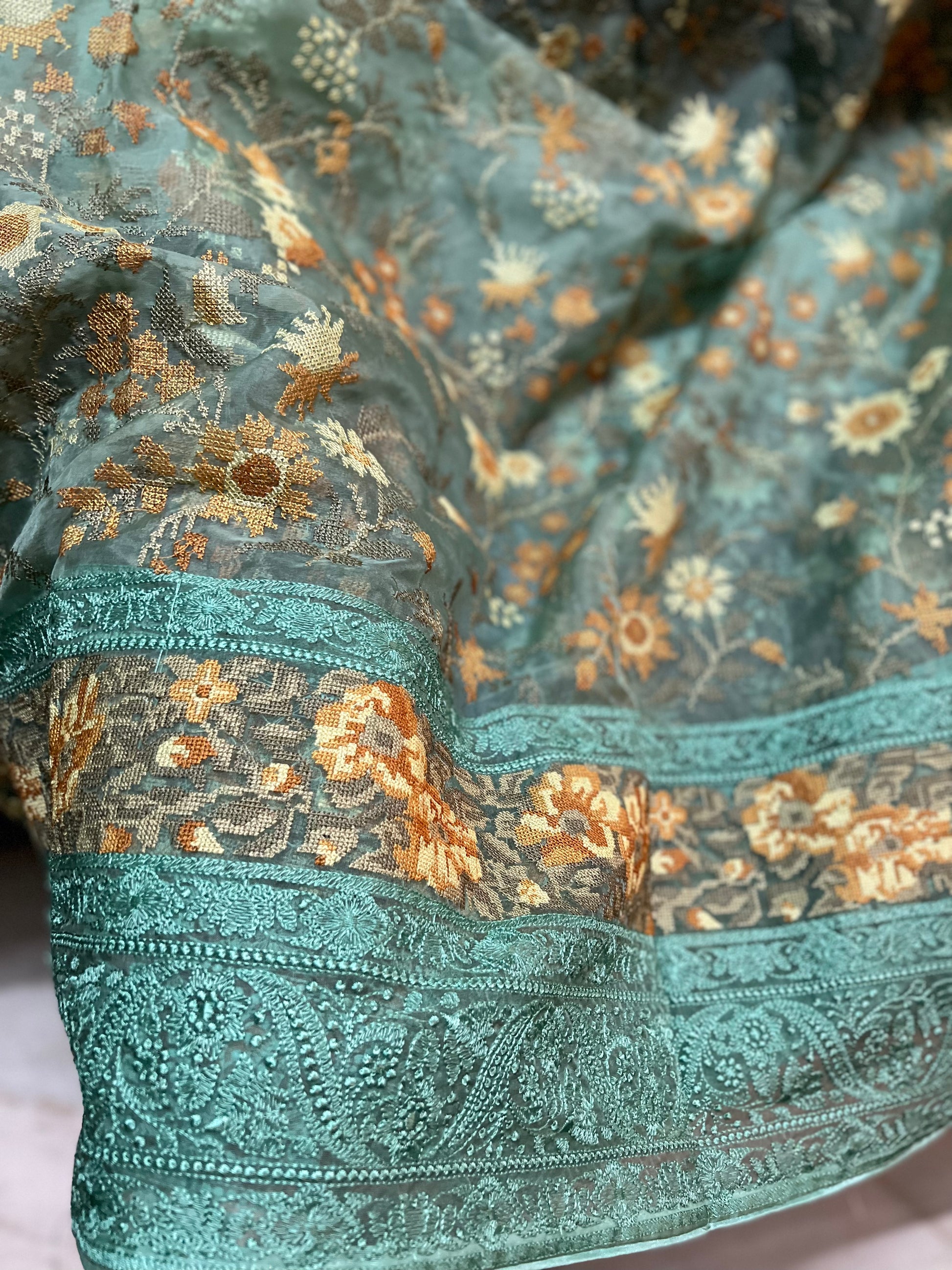 Nena organza thread saree - Saffronfashionindia