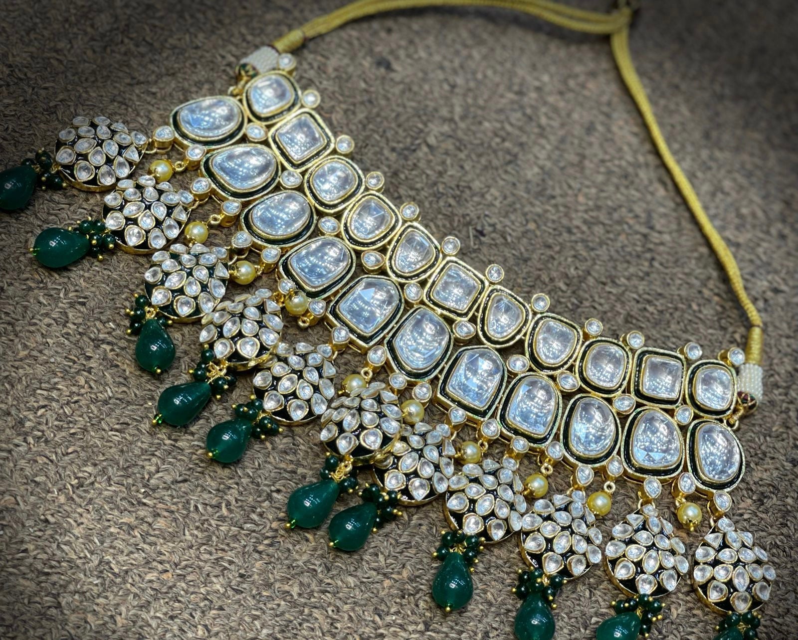 Kimish choker set - Saffronfashionindia