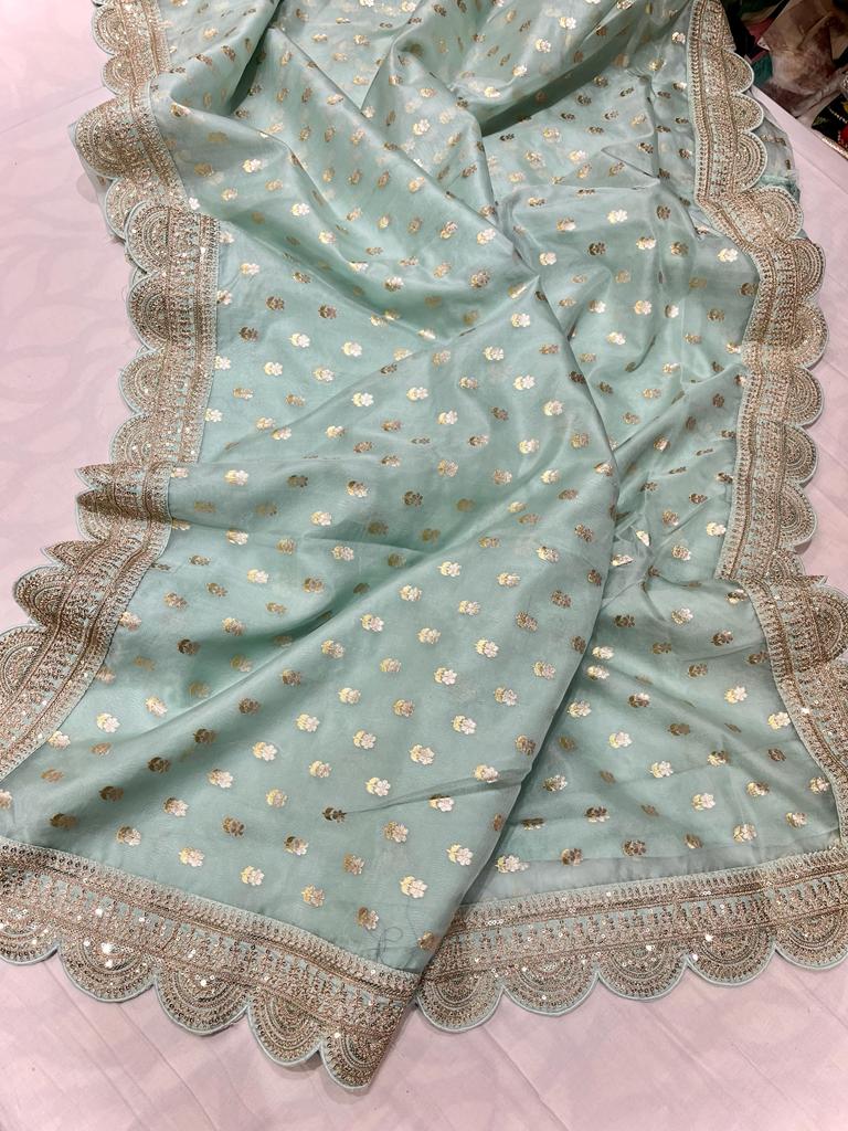 Scalloped weaving beautiful saree - Saffronfashionindia