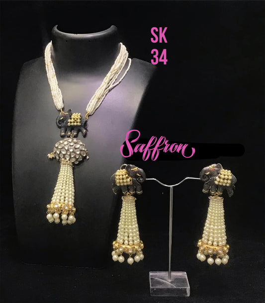 Venecia necklace set - Saffronfashionindia