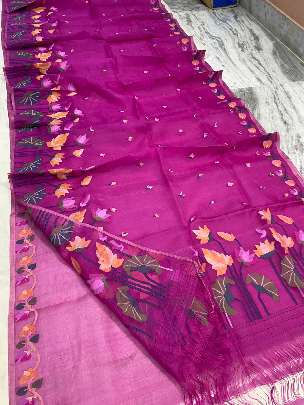 Arvika handwoven tantuj jamdani saree - Saffronfashionindia