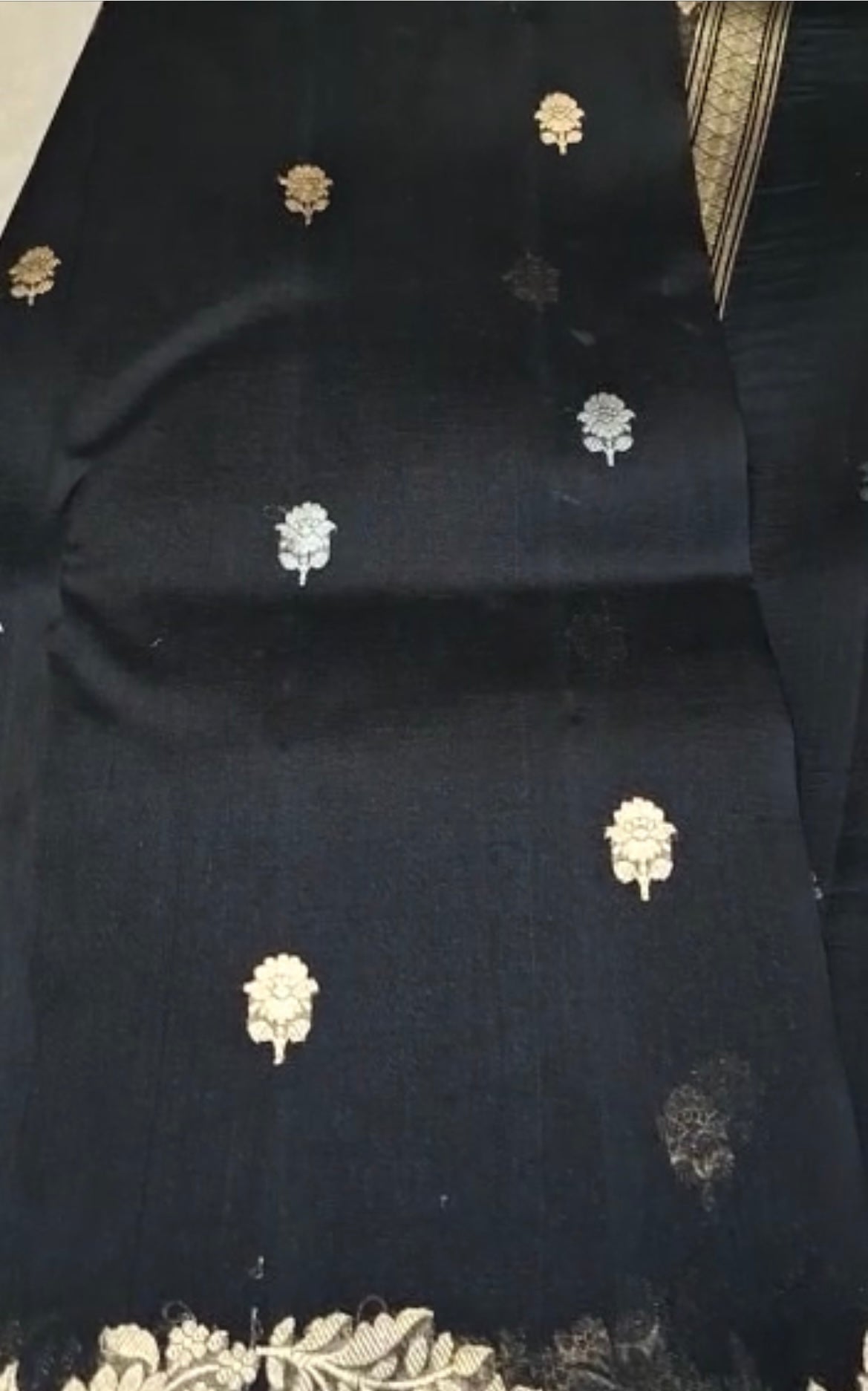 Subodhi handloom kora saree - Saffronfashionindia