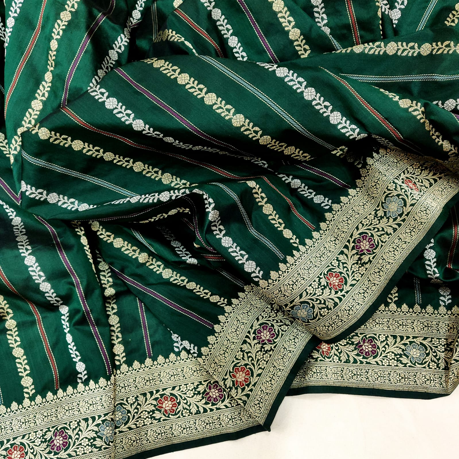 Livani handwoven Katan silk saree - Saffronfashionindia