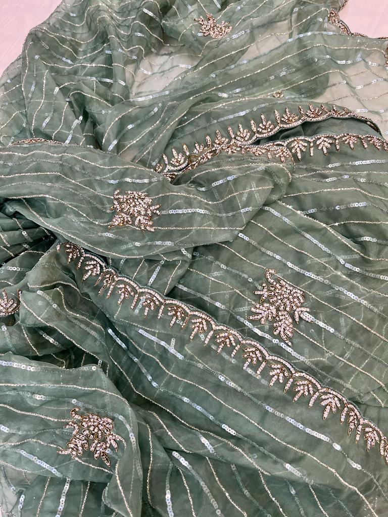Aisle zarkan saree - Saffronfashionindia