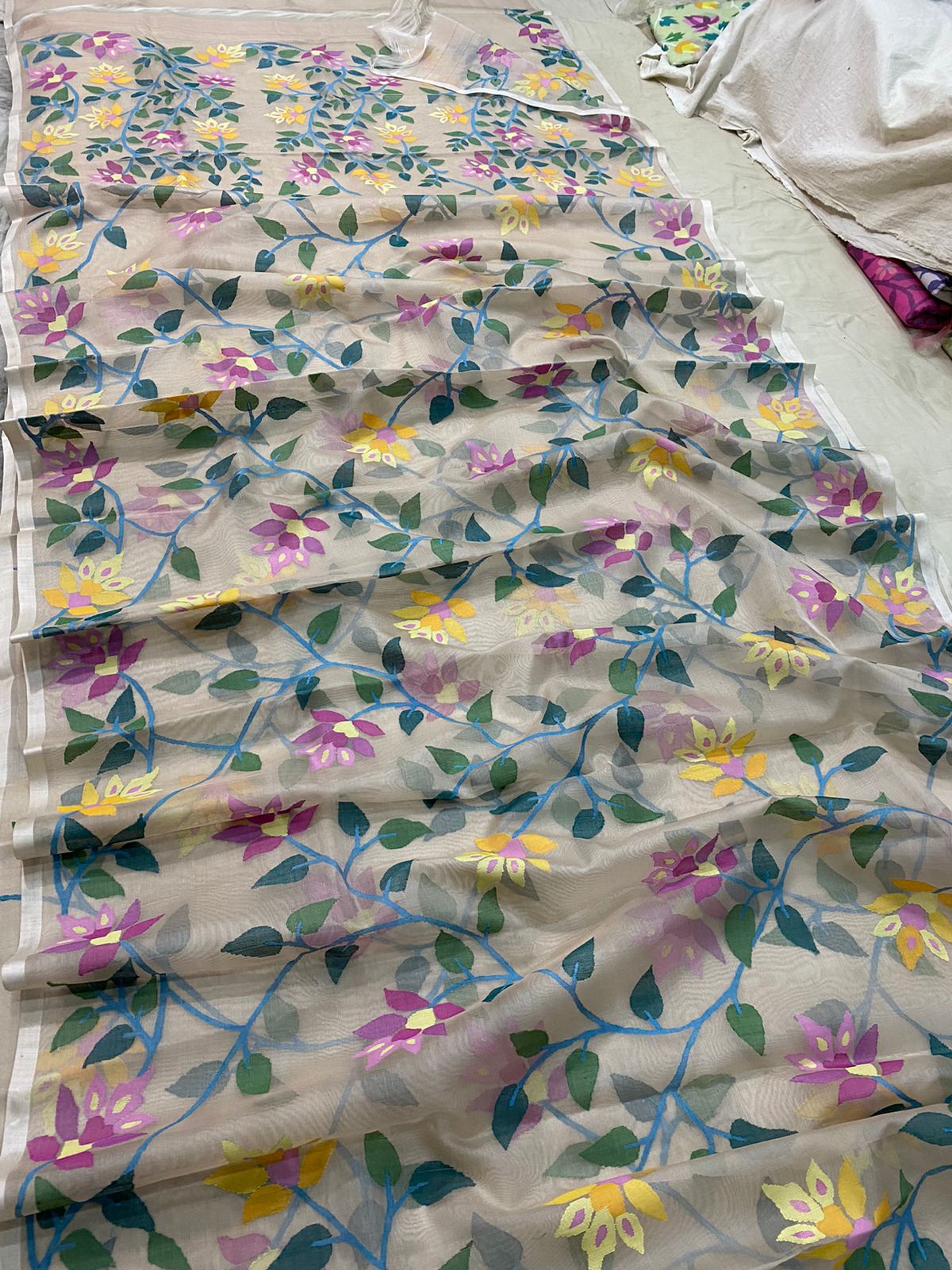 Civiks tantuj jamdani sari - Saffronfashionindia