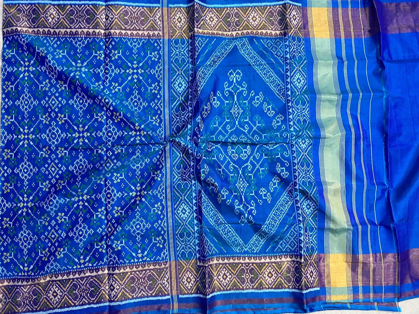 Arvani patan patola saree - Saffronfashionindia